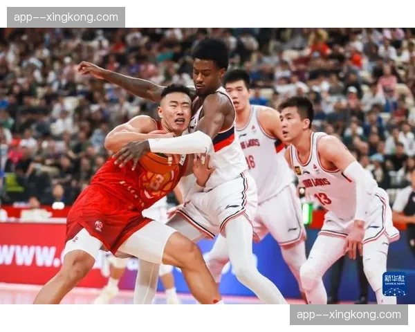 广州朗肽海本与深圳马可 威金顿组织能力对抗贺希宁得分爆发